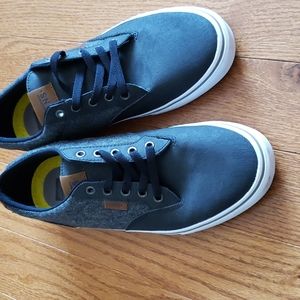 Van's shoes men's 9.5 NEW